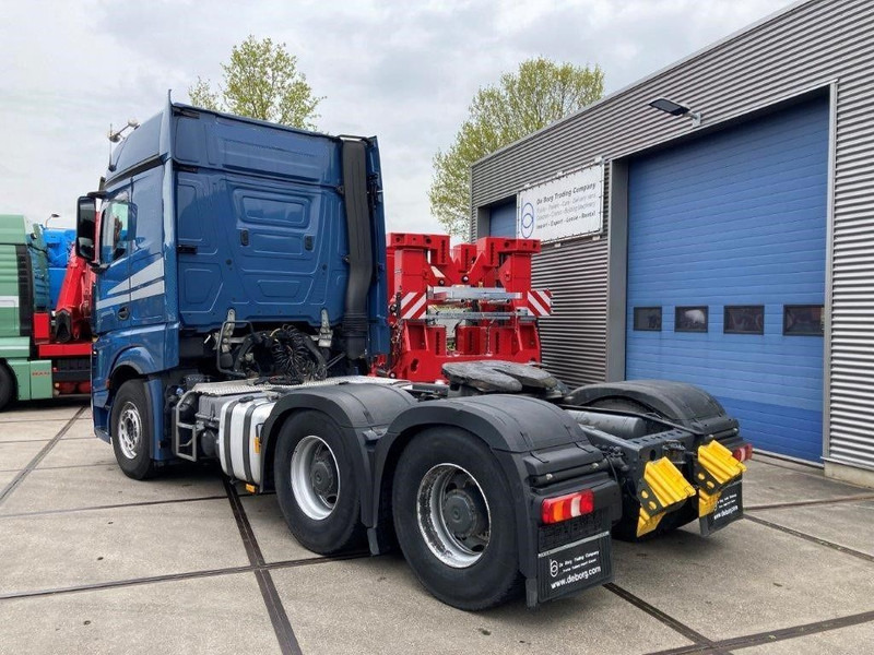 Mercedes-Benz Actros 2863 LS 6x4 - 트랙터 유닛 : 사진 5 Mercedes-Benz Actros 2863 LS 6x4 - 트랙터 유닛 : 사진 5