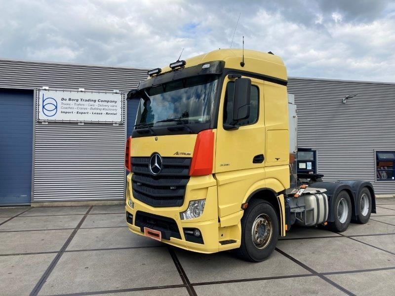 Mercedes-Benz Actros 3351 6x4 - 트랙터 유닛 : 사진 1 Mercedes-Benz Actros 3351 6x4 - 트랙터 유닛 : 사진 1