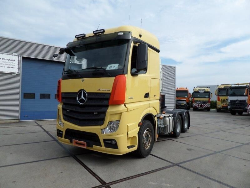 Mercedes-Benz Actros 3351 6x4 - 트랙터 유닛 : 사진 1 Mercedes-Benz Actros 3351 6x4 - 트랙터 유닛 : 사진 1