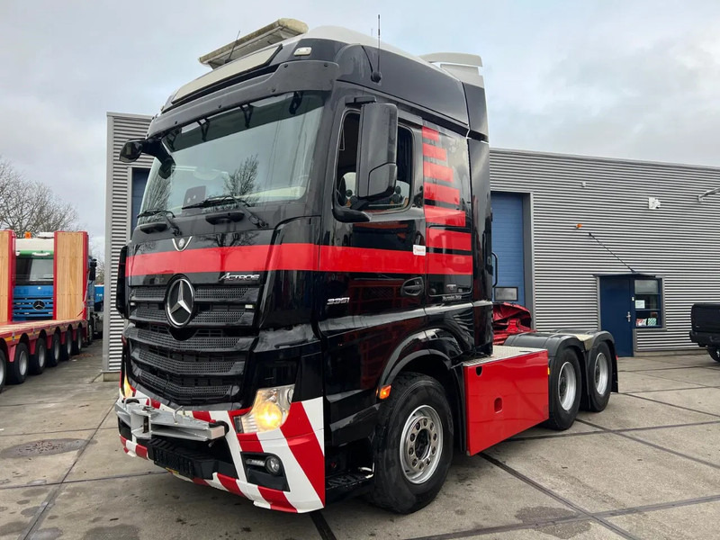 Mercedes-Benz Actros 3351 LS 6x4 - 트랙터 유닛 : 사진 2 Mercedes-Benz Actros 3351 LS 6x4 - 트랙터 유닛 : 사진 2