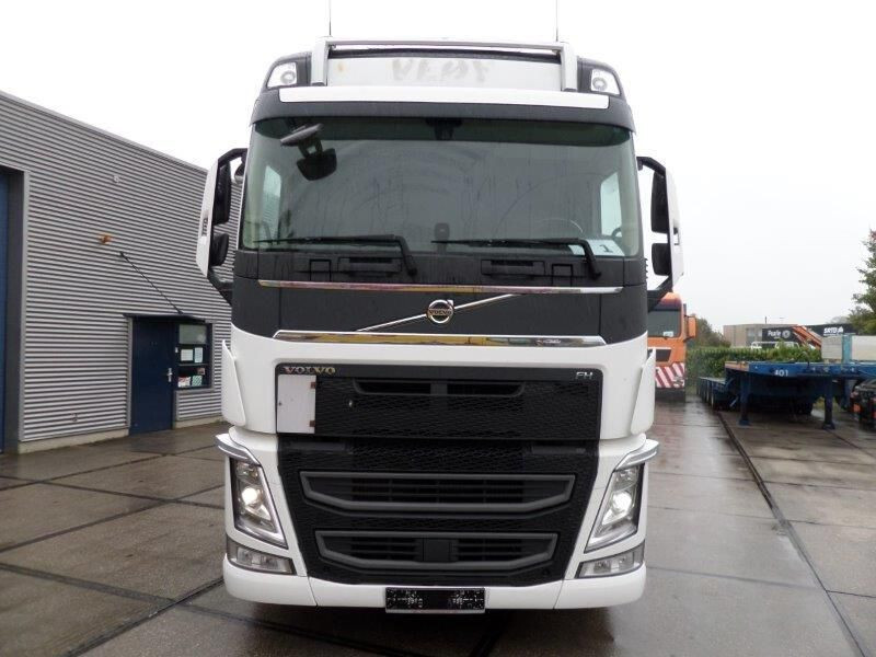 Volvo FH 540 6x2 - 트랙터 유닛 : 사진 3 Volvo FH 540 6x2 - 트랙터 유닛 : 사진 3