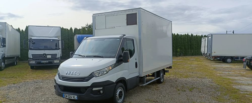 Iveco Daily 35S16 - 박스 밴 : 사진 2 Iveco Daily 35S16 - 박스 밴 : 사진 2