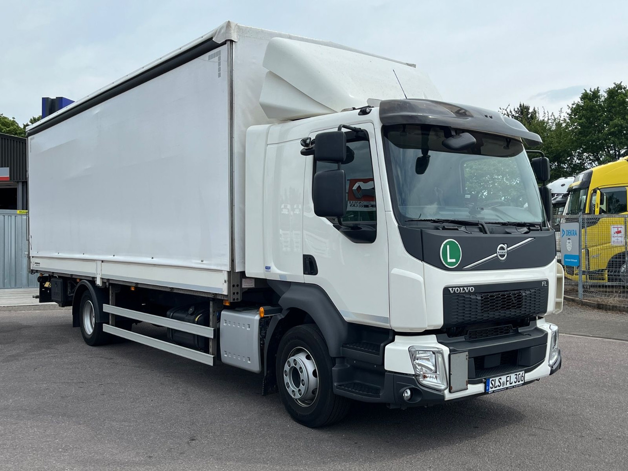 Volvo FL 14.245 Junghanns Schiebeplane LBW - 커튼사이더 트럭 : 사진 3 Volvo FL 14.245 Junghanns Schiebeplane LBW - 커튼사이더 트럭 : 사진 3