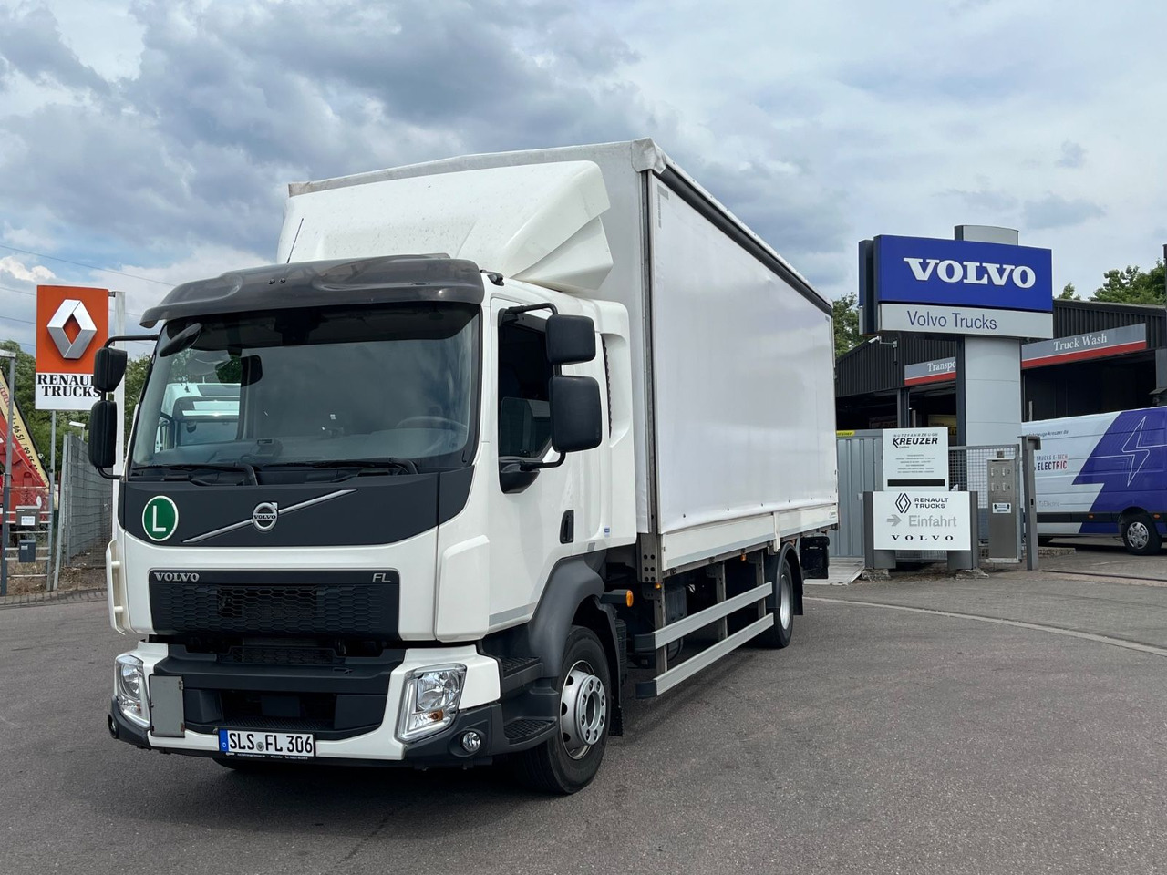 Volvo FL 14.245 Junghanns Schiebeplane LBW - 커튼사이더 트럭 : 사진 1 Volvo FL 14.245 Junghanns Schiebeplane LBW - 커튼사이더 트럭 : 사진 1