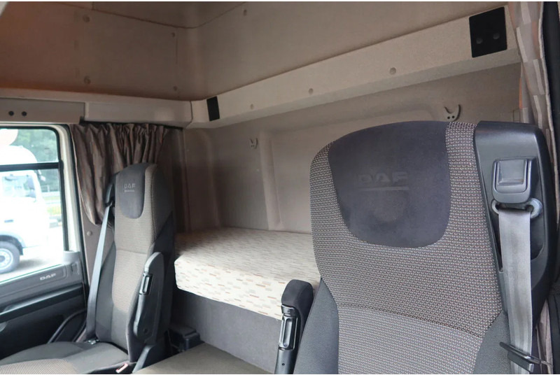 DAF CF 370 KoelVries+Klep FRC 04-2027 Dhollandia 1500 kg - 냉동탑차 : 사진 5 DAF CF 370 KoelVries+Klep FRC 04-2027 Dhollandia 1500 kg - 냉동탑차 : 사진 5