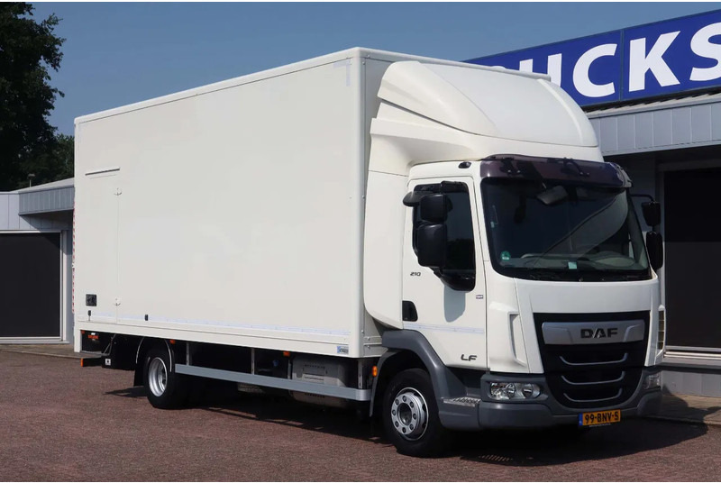 DAF LF 210 Bakwagen + Dhollandia klep 1500 kg - 박스 트럭 : 사진 2 DAF LF 210 Bakwagen + Dhollandia klep 1500 kg - 박스 트럭 : 사진 2