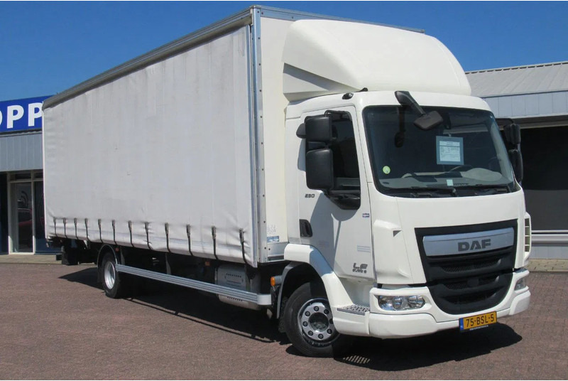DAF LF 250 250 bak + klep + schuifzeil E6 - 커튼사이더 트럭 : 사진 2 DAF LF 250 250 bak + klep + schuifzeil E6 - 커튼사이더 트럭 : 사진 2