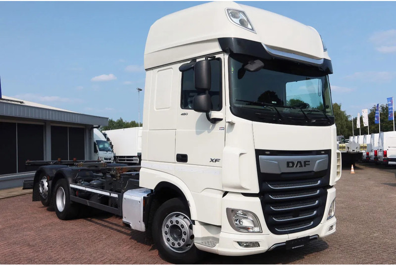 DAF XF 106.480 BDF Super Space CAb 6X2 FAN - 캡 새시 트럭 : 사진 2 DAF XF 106.480 BDF Super Space CAb 6X2 FAN - 캡 새시 트럭 : 사진 2