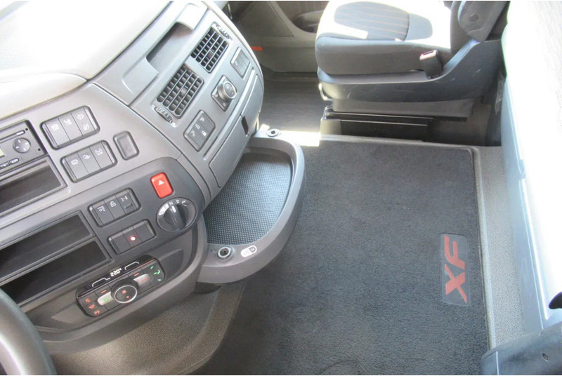 DAF XF 450 FAR BDF Systeem - 컨테이너 운반 장치/ 스와프 보디 트럭 : 사진 5 DAF XF 450 FAR BDF Systeem - 컨테이너 운반 장치/ 스와프 보디 트럭 : 사진 5