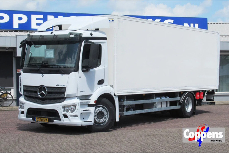 Mercedes-Benz Actros 1832 1832 LL 4x2 - 박스 트럭 : 사진 1 Mercedes-Benz Actros 1832 1832 LL 4x2 - 박스 트럭 : 사진 1
