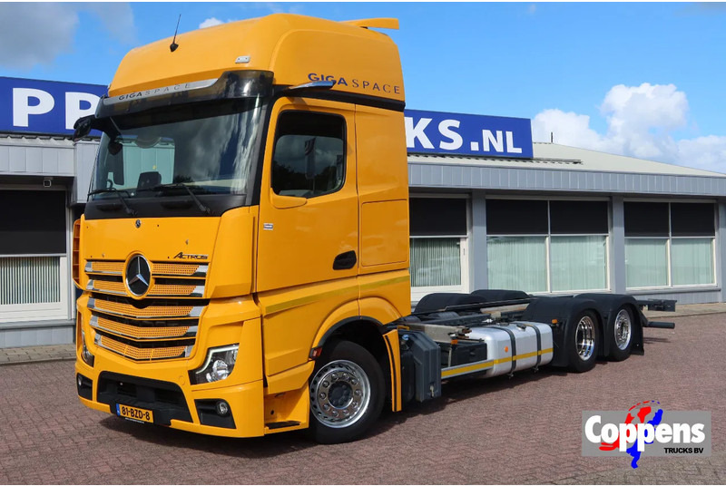 Mercedes-Benz Actros 2642 LL Chassis Cabine Giga space - 캡 새시 트럭 : 사진 1 Mercedes-Benz Actros 2642 LL Chassis Cabine Giga space - 캡 새시 트럭 : 사진 1
