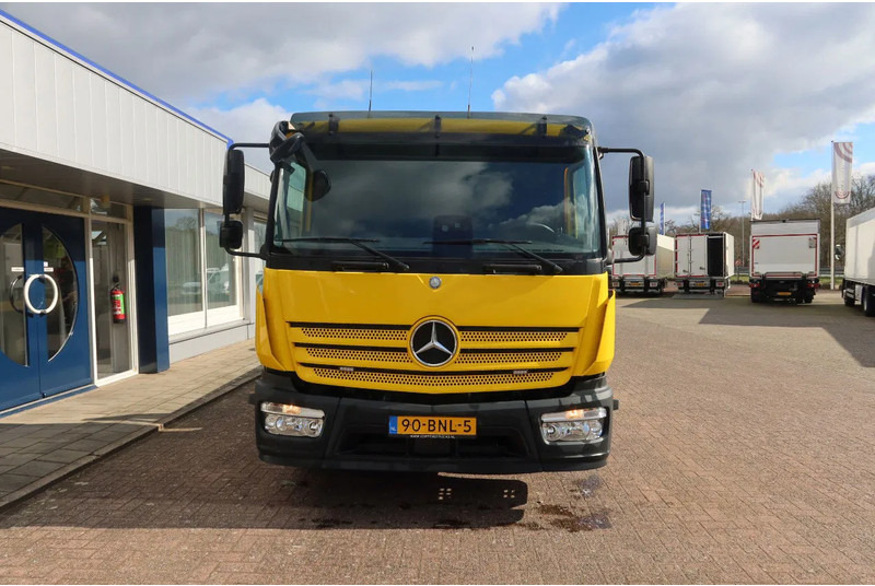 자동 운반 장치 트럭 Mercedes-Benz Atego 1221 L Takel wagen 6 Persoons : 사진 20