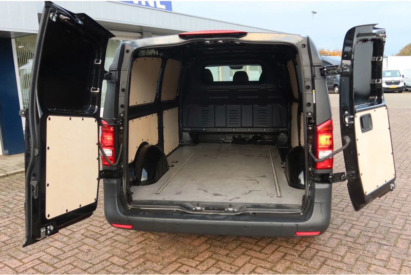Mercedes-Benz Vito 116 CDI - 소형 밴 : 사진 4 Mercedes-Benz Vito 116 CDI - 소형 밴 : 사진 4