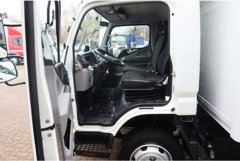 Mitsubishi Canter 7C18 Bakwagen + Laadklep - 박스 트럭 : 사진 5 Mitsubishi Canter 7C18 Bakwagen + Laadklep - 박스 트럭 : 사진 5