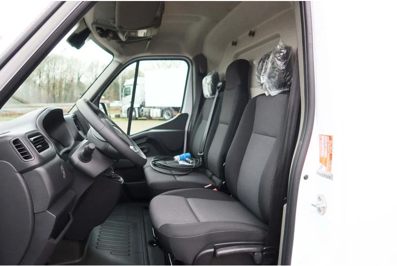 Renault Master Koel/Vries/verwarmen 220 volt stekker Carrier Xarios 350 135 PK - 냉동 밴 : 사진 5 Renault Master Koel/Vries/verwarmen 220 volt stekker Carrier Xarios 350 135 PK - 냉동 밴 : 사진 5