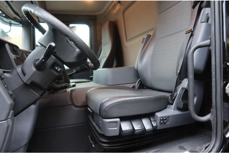 Scania P250 Bak+ Klep Dhollandia 1500 kg. Black line - 박스 트럭 : 사진 5 Scania P250 Bak+ Klep Dhollandia 1500 kg. Black line - 박스 트럭 : 사진 5