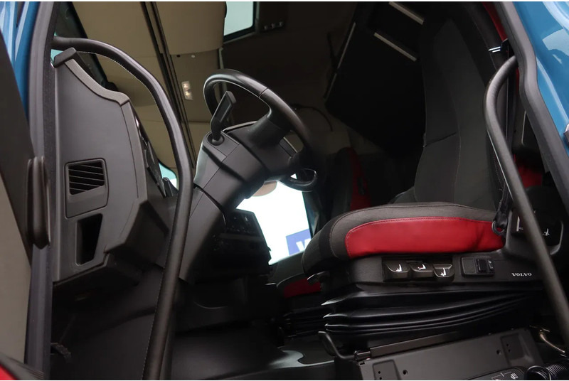 Volvo FH 460 Hooklift 8x2 Haakarm. 3x Steering axle - 케이블 시스템 트럭 : 사진 5 Volvo FH 460 Hooklift 8x2 Haakarm. 3x Steering axle - 케이블 시스템 트럭 : 사진 5