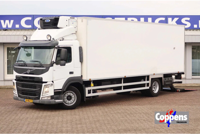 Volvo FM 330 4x2 Koel/Vries Carrier Supra 380 + Klep Dhollandia 2500 kg - 냉동탑차 : 사진 1 Volvo FM 330 4x2 Koel/Vries Carrier Supra 380 + Klep Dhollandia 2500 kg - 냉동탑차 : 사진 1