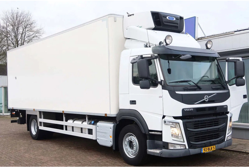 Volvo FM 330 4x2 Koel/Vries Carrier Supra 380 + Klep Dhollandia 2500 kg - 냉동탑차 : 사진 2 Volvo FM 330 4x2 Koel/Vries Carrier Supra 380 + Klep Dhollandia 2500 kg - 냉동탑차 : 사진 2