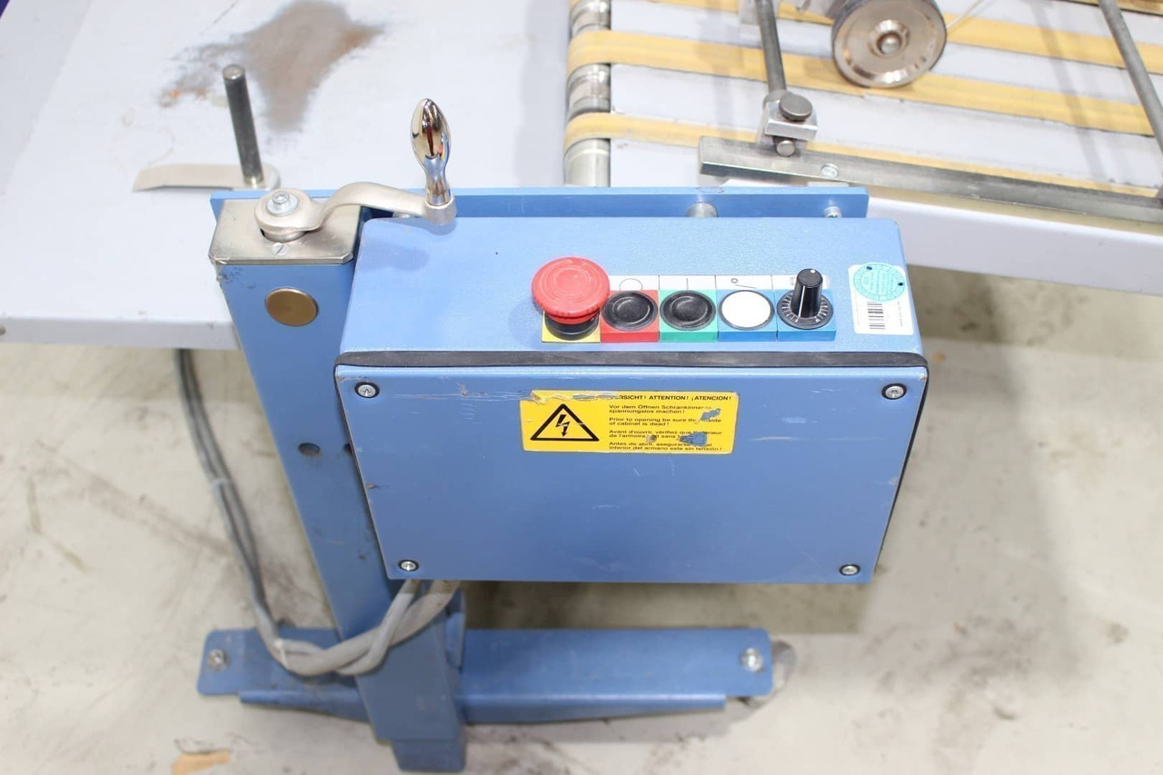 MBO A76-Y2009 - 인쇄 기계 : 사진 5 MBO A76-Y2009 - 인쇄 기계 : 사진 5