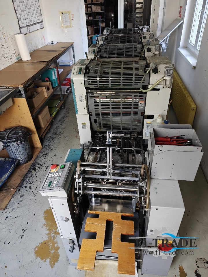 Ryobi 3304H - 오프셋 인쇄기 : 사진 4 Ryobi 3304H - 오프셋 인쇄기 : 사진 4