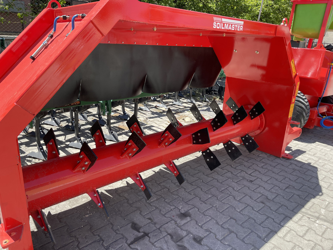 SOIL MASTER COMPOST TURNER MACHINE (COMPOST MIXER) - 반전기/ 레이크 : 사진 1 SOIL MASTER COMPOST TURNER MACHINE (COMPOST MIXER) - 반전기/ 레이크 : 사진 1