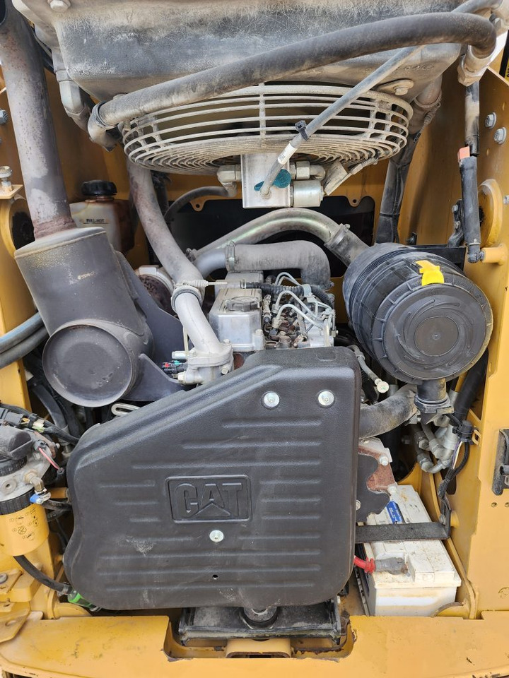 CAT 259B - 스키드 스티어 로더 : 사진 4 CAT 259B - 스키드 스티어 로더 : 사진 4