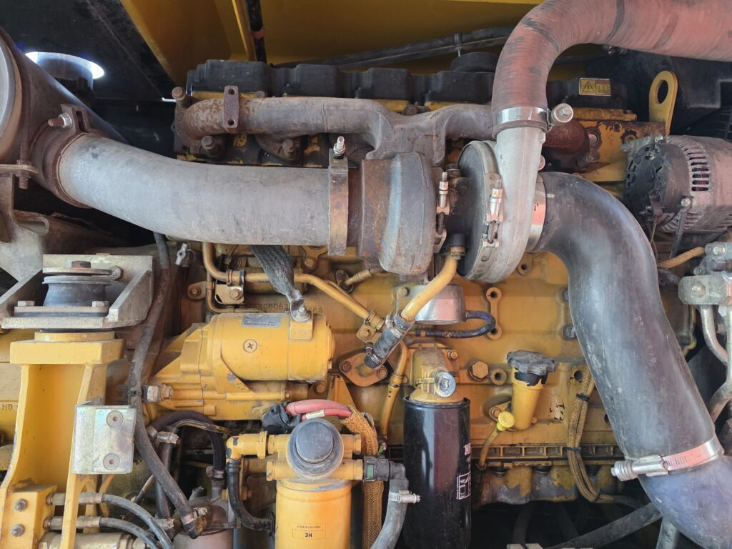 CAT M318D - 휠 굴삭기 : 사진 5 CAT M318D - 휠 굴삭기 : 사진 5