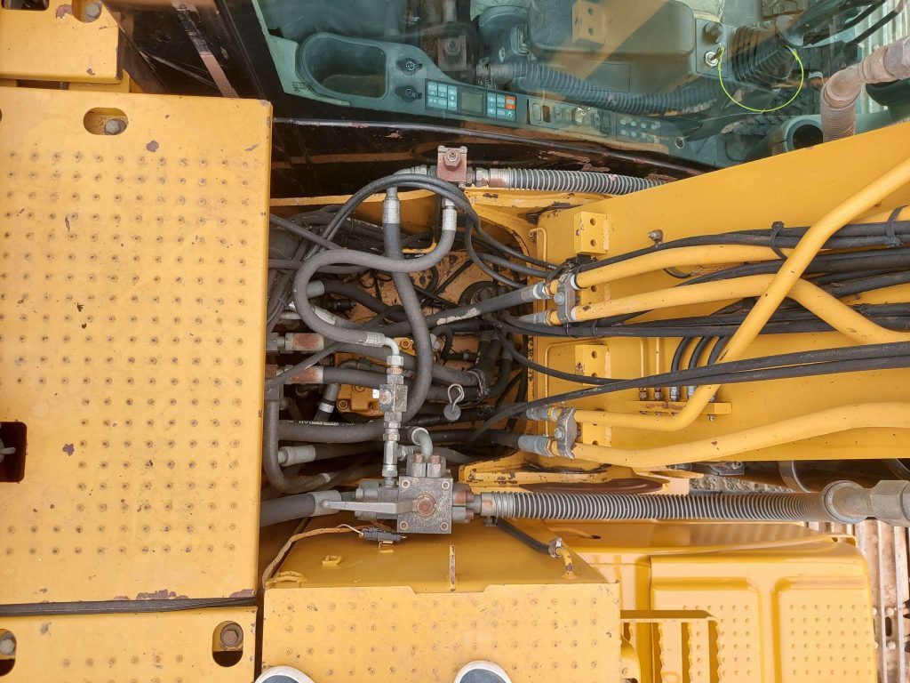 CATERPILLAR 312D - 크롤러 굴삭기 : 사진 5 CATERPILLAR 312D - 크롤러 굴삭기 : 사진 5