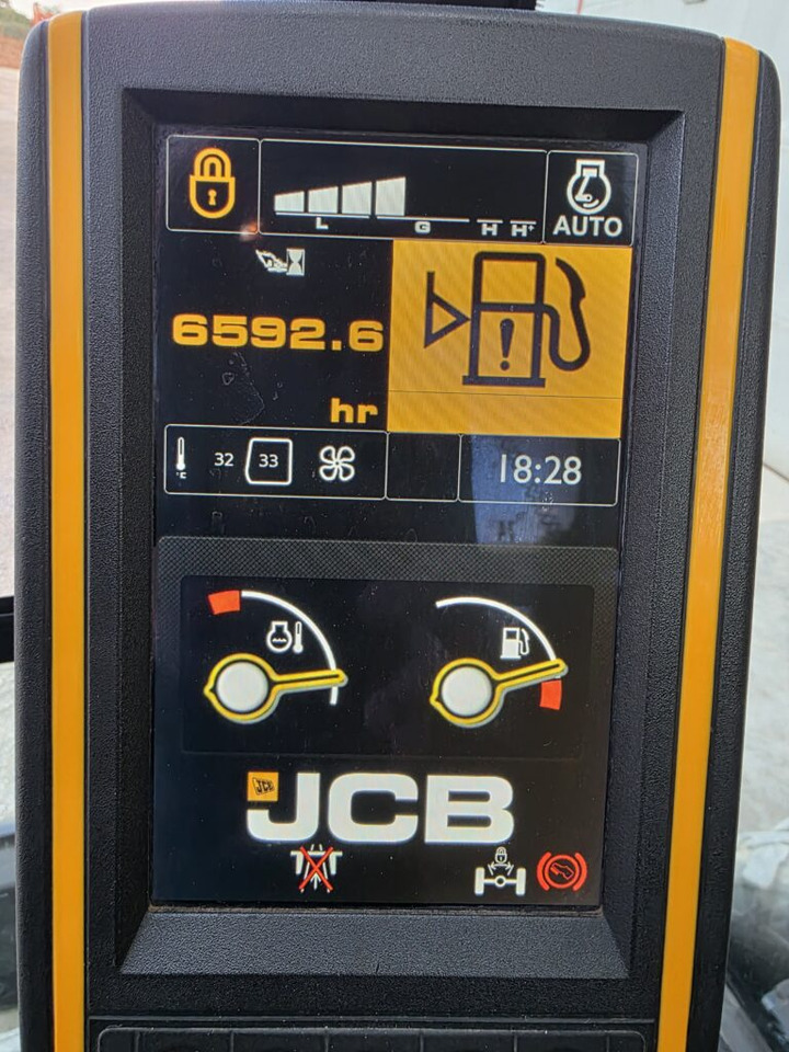 휠 굴삭기 JCB JS200WT4 : 사진 11