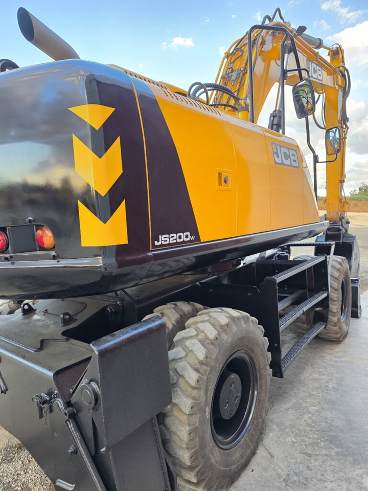 JCB JS200WT4 - 휠 굴삭기 : 사진 4 JCB JS200WT4 - 휠 굴삭기 : 사진 4