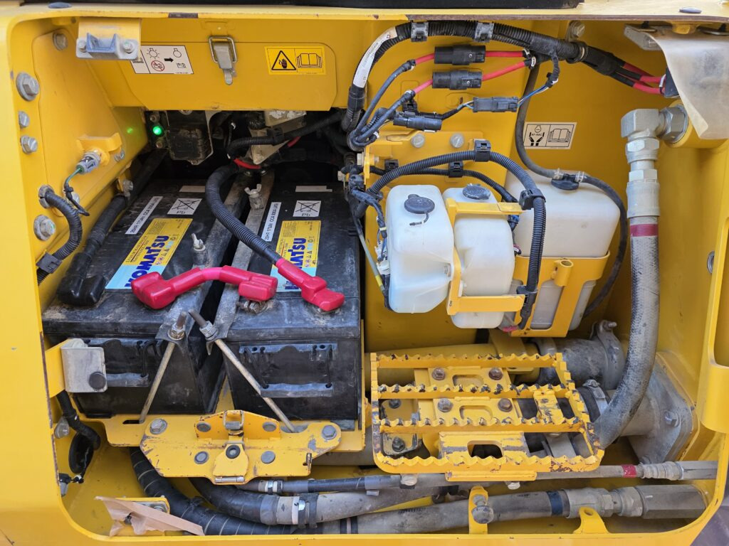 KOMATSU D61PX-24 - 불도저 : 사진 4 KOMATSU D61PX-24 - 불도저 : 사진 4