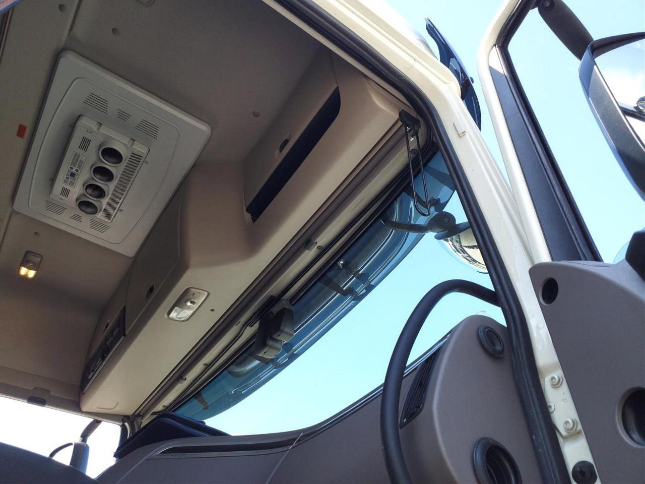 DAF XF480 - 트랙터 유닛 : 사진 5 DAF XF480 - 트랙터 유닛 : 사진 5