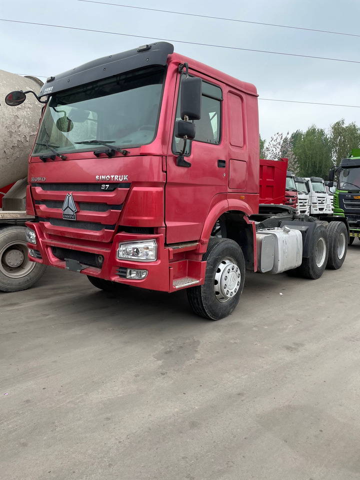 HOWO SINOTRUCK TRACTOR 6X4 371HP - 트랙터 유닛 : 사진 1 HOWO SINOTRUCK TRACTOR 6X4 371HP - 트랙터 유닛 : 사진 1