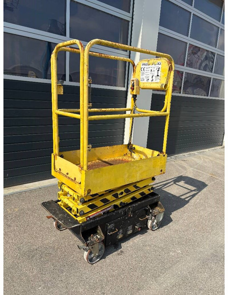 Boss 4,55m Arbeitsbühne Personenlift, BJ 2009 - 시저 리프트 : 사진 5 Boss 4,55m Arbeitsbühne Personenlift, BJ 2009 - 시저 리프트 : 사진 5