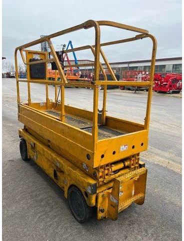 Haulotte Compact 8 - Scherenarbeitsbühne 8,2m, BJ 2021 - 시저 리프트 : 사진 5 Haulotte Compact 8 - Scherenarbeitsbühne 8,2m, BJ 2021 - 시저 리프트 : 사진 5
