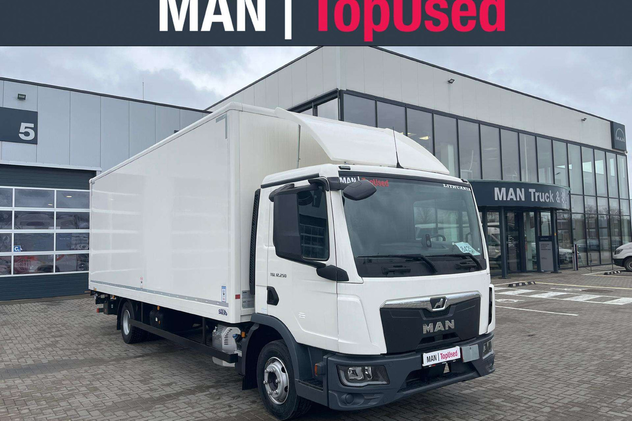MAN 12.250 4x2 BL CH (8425) - 박스 트럭 : 사진 2 MAN 12.250 4x2 BL CH (8425) - 박스 트럭 : 사진 2