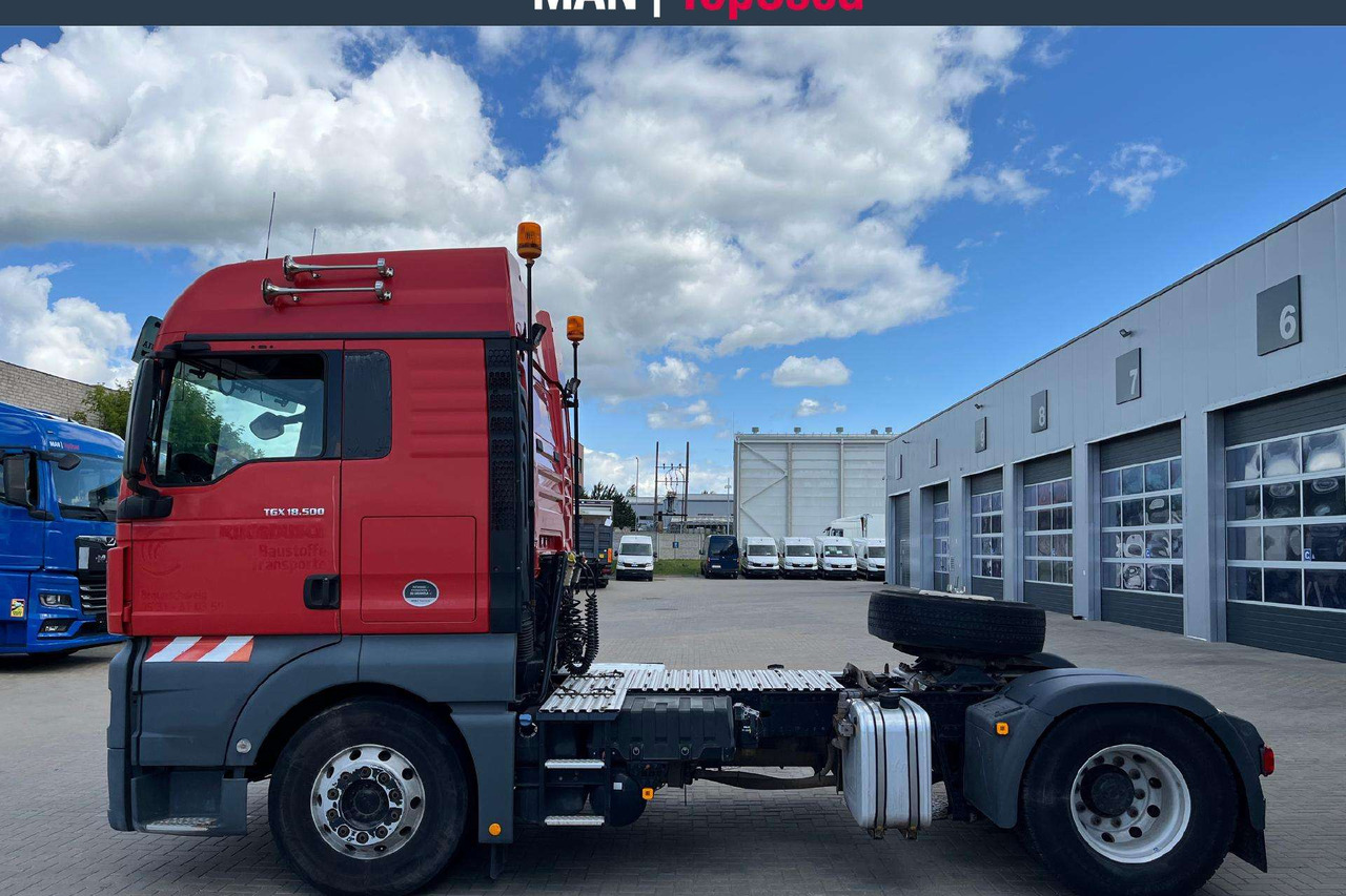 MAN 18.500 XLX cab su Hidraulika (7947) - 트랙터 유닛 : 사진 5 MAN 18.500 XLX cab su Hidraulika (7947) - 트랙터 유닛 : 사진 5