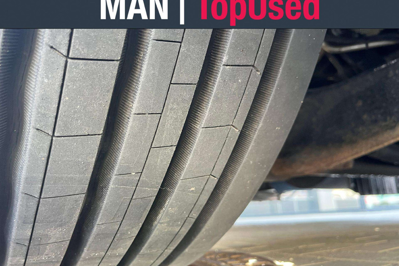 트랙터 유닛 MAN TGX 18.460 MEGA : 사진 10