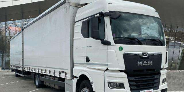 MAN TGX18.470 4x2 LL Retarder (8830) - 커튼사이더 트럭 : 사진 2 MAN TGX18.470 4x2 LL Retarder (8830) - 커튼사이더 트럭 : 사진 2