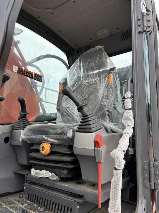 22 Tons Excavator Original Doosan Dx225LCA Crawler Digger Secondhand Used Good Condition Doosan Hydraulic Excavator on Sale - 크롤러 굴삭기 : 사진 4 22 Tons Excavator Original Doosan Dx225LCA Crawler Digger Secondhand Used Good Condition Doosan Hydraulic Excavator on Sale - 크롤러 굴삭기 : 사진 4