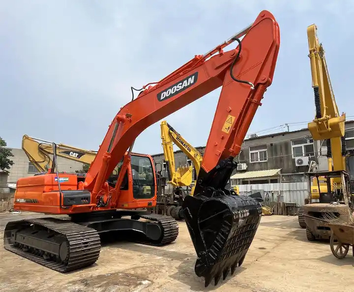 90% new Used Doosan dx225 excavator on sale with manual engine made in Korea - 크롤러 굴삭기 : 사진 3 90% new Used Doosan dx225 excavator on sale with manual engine made in Korea - 크롤러 굴삭기 : 사진 3