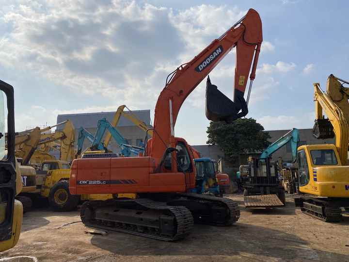 Best Selling DOOSAN excavator machine construction used machinery equipment dx225 DX60 DX70 DH60 DH220 used excavators in stock - 굴착기 : 사진 3 Best Selling DOOSAN excavator machine construction used machinery equipment dx225 DX60 DX70 DH60 DH220 used excavators in stock - 굴착기 : 사진 3