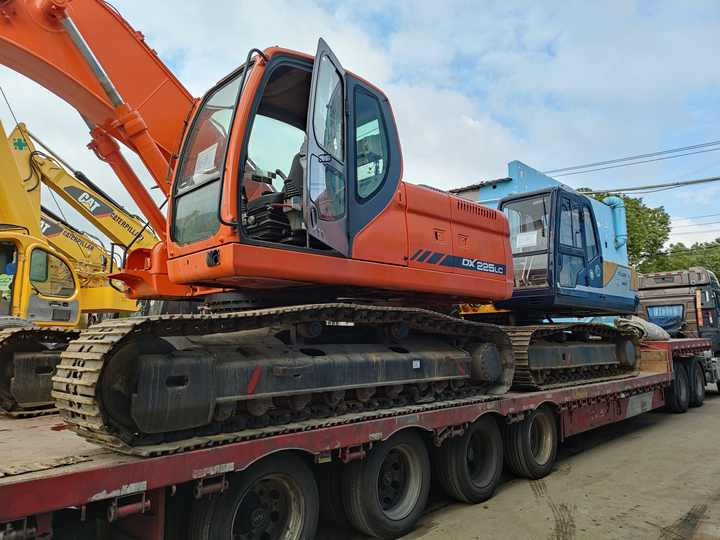 Best Selling DOOSAN excavator machine construction used machinery equipment dx225 DX60 DX70 DH60 DH220 used excavators in stock - 굴착기 : 사진 3 Best Selling DOOSAN excavator machine construction used machinery equipment dx225 DX60 DX70 DH60 DH220 used excavators in stock - 굴착기 : 사진 3