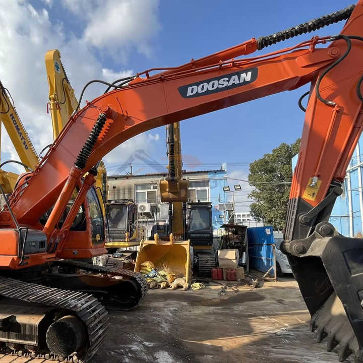 Best Selling DOOSAN excavator machine construction used machinery equipment dx225 DX60 DX70 DH60 DH220 used excavators in stock - 굴착기 : 사진 1 Best Selling DOOSAN excavator machine construction used machinery equipment dx225 DX60 DX70 DH60 DH220 used excavators in stock - 굴착기 : 사진 1