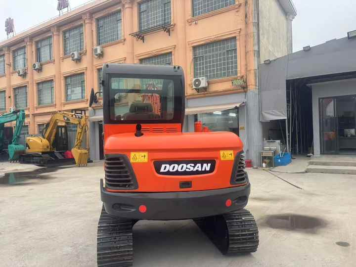 Doosan DX60 DX60-9c DH60-7 DX60W DX80 DX75 DX55 DH35 DH55 Used Mini Excavator Mas Maquinaria Municipal Y Ambiental - 굴착기 : 사진 5 Doosan DX60 DX60-9c DH60-7 DX60W DX80 DX75 DX55 DH35 DH55 Used Mini Excavator Mas Maquinaria Municipal Y Ambiental - 굴착기 : 사진 5