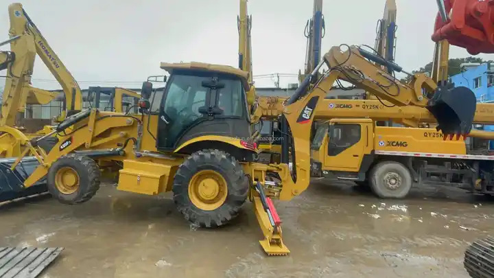 HT636 Mini Tractor with Front End Loader and Backhoe Efficient Cat 420F2 Backhoe Loader Weichai Engine New Condition - 백호 로더 : 사진 3 HT636 Mini Tractor with Front End Loader and Backhoe Efficient Cat 420F2 Backhoe Loader Weichai Engine New Condition - 백호 로더 : 사진 3