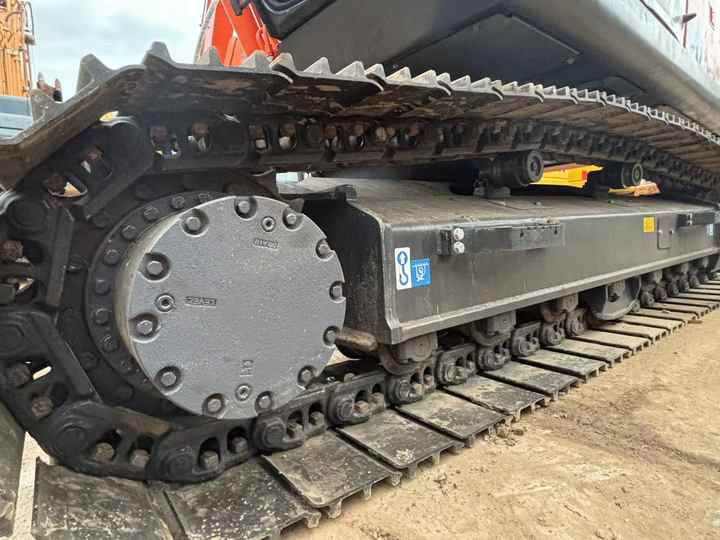 Hot sale Used Hitachi ZX200-3 digger 20ton Excavator second hand excavator - 크롤러 굴삭기 : 사진 2 Hot sale Used Hitachi ZX200-3 digger 20ton Excavator second hand excavator - 크롤러 굴삭기 : 사진 2