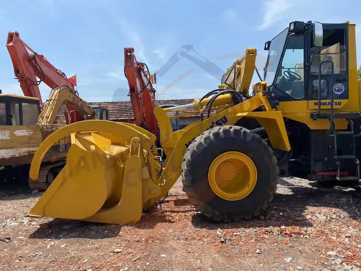 Second Hand Japan Made Komatsu Wa380-3 Front Loader Used Original Painting Komatsu Wa 380-3 in Stock for Sale - 휠 로더 : 사진 5 Second Hand Japan Made Komatsu Wa380-3 Front Loader Used Original Painting Komatsu Wa 380-3 in Stock for Sale - 휠 로더 : 사진 5