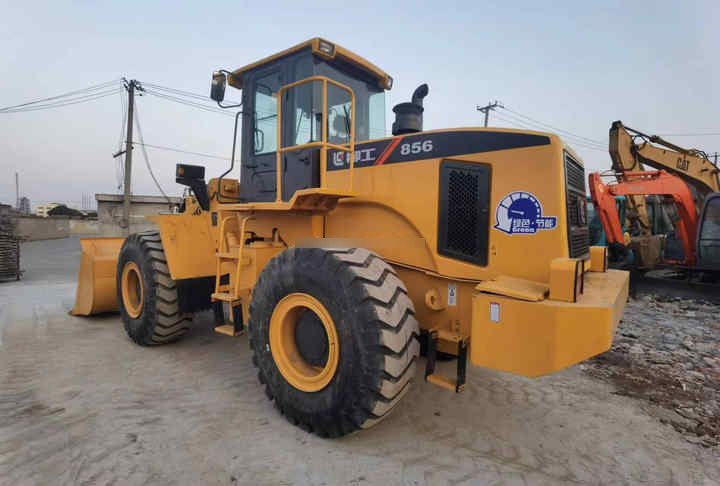 Second hand LiuGong wheel loader LG856 China made Liugong LG856 , hot sale new construction machinery 5 Ton Wheel L - 휠 로더 : 사진 4 Second hand LiuGong wheel loader LG856 China made Liugong LG856 , hot sale new construction machinery 5 Ton Wheel L - 휠 로더 : 사진 4